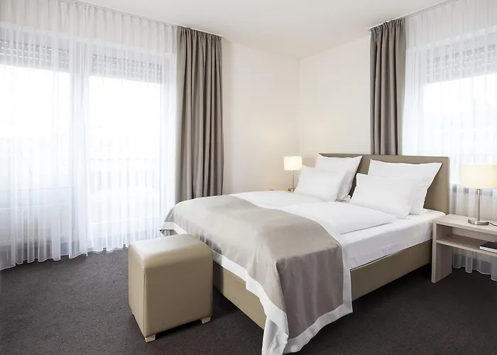 Hotel Senator Muenchen