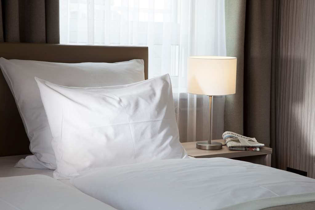 Hotel Senator